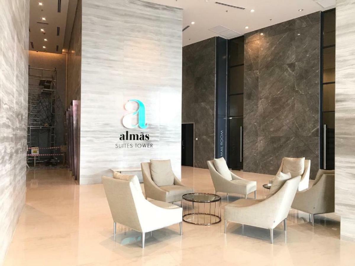 Almas Suites Puteri Harbour Nusajaya  Exteriör bild