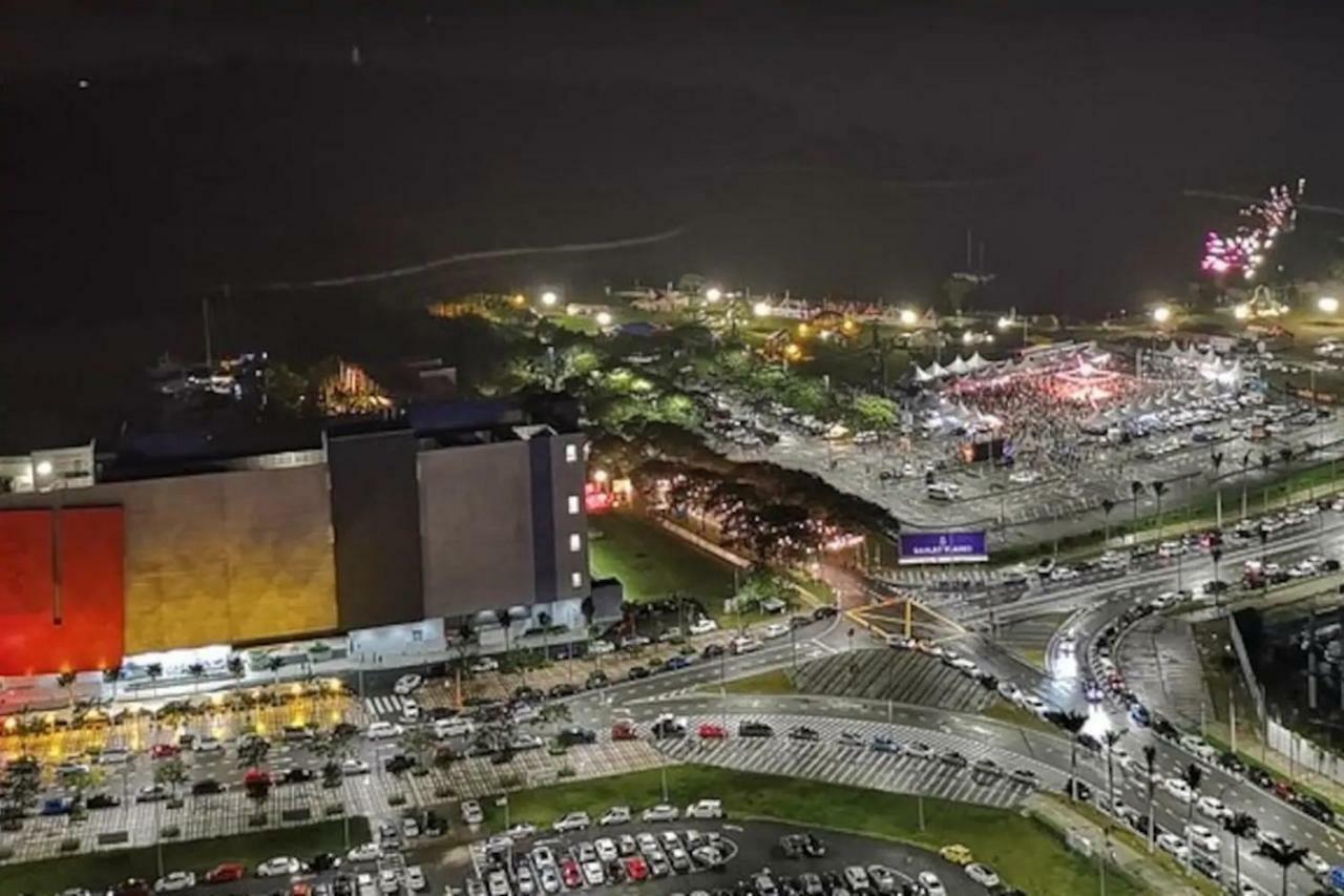 Almas Suites Puteri Harbour Nusajaya  Exteriör bild